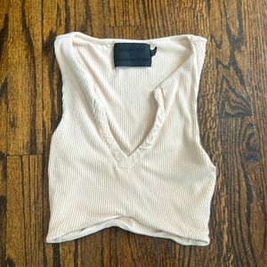 Boohoo x madison beer v neck tank crop top